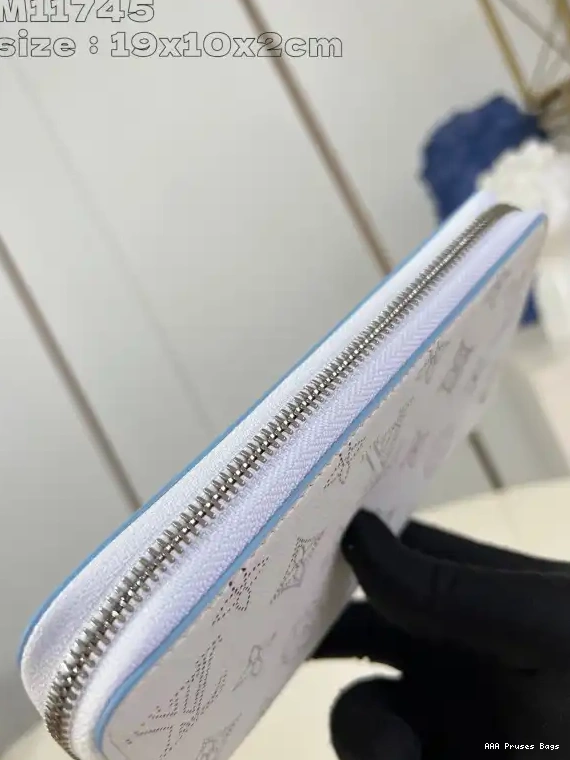 AAA Replica Ru ZIPPY cm VUITTON WALLET-10*20*2 LOUIS 0702